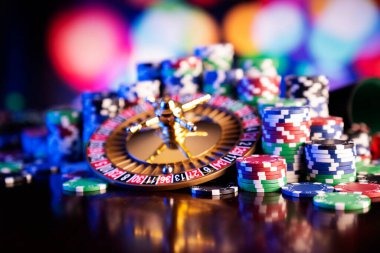 Baccarat studio interface optimized for smartphone screen